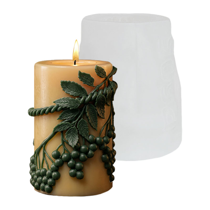 Rankengrüne Blatt-Beeren-Relie – Candle Making Vinings Bewertung und Preis