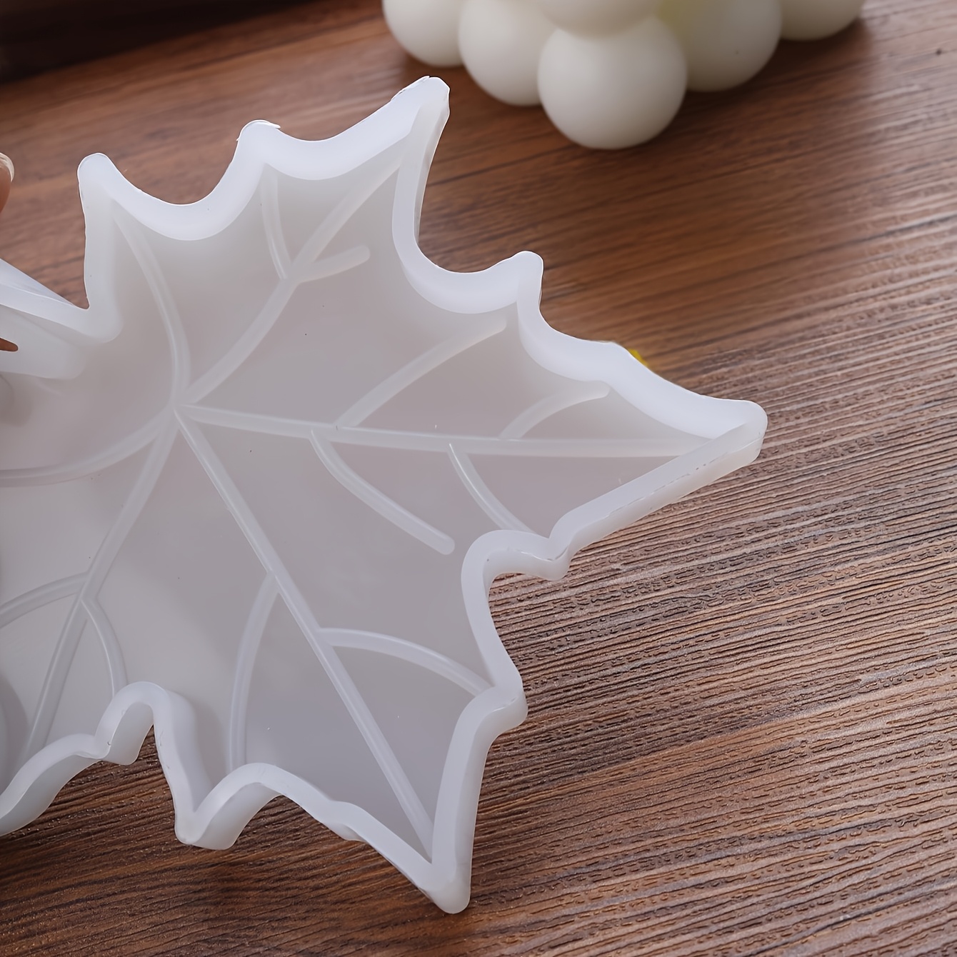 1PC Ahornblattförmige Silikonf – Candle Making Things Bewertung und Preis