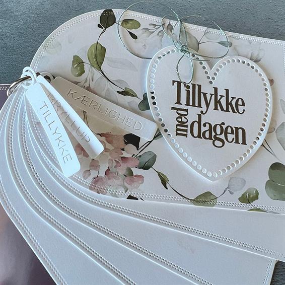 Doppelt durchbohrte A6-Bögen-M – Kraft Box Candle Bewertung und Preis